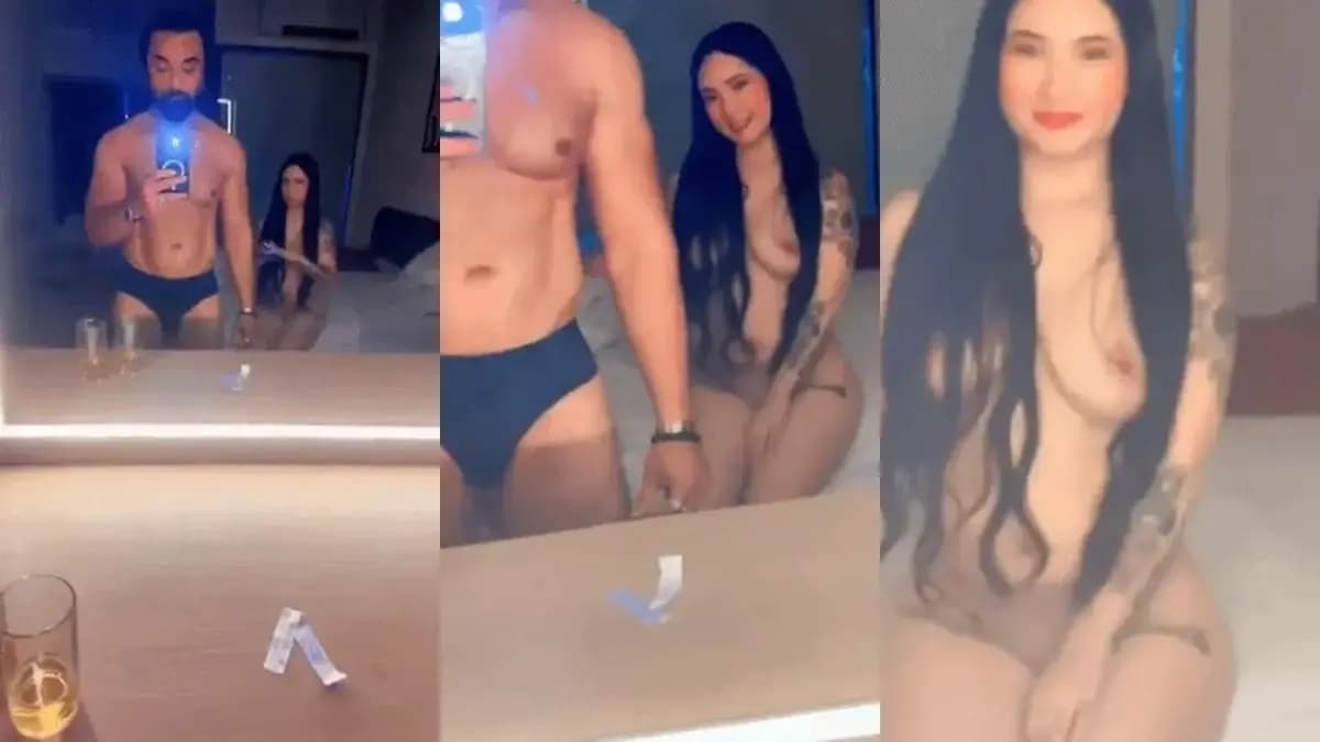 Famous Actor Ajaz Khan Leaked Fucking Hard And Blowjob Sexy Tattooed Babe MMS - Video 2