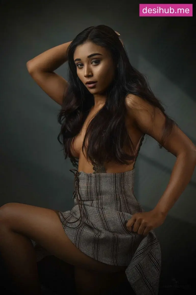 Super Hot Indian Model's Topless Nude Photoshoot Leaked - Image 13