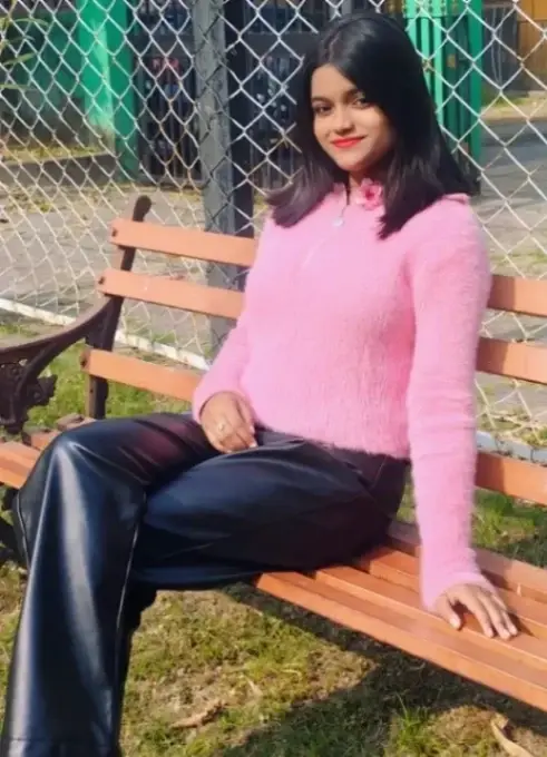 Featured image for Insta Beauty Amaira Roy Saree Strip Topless Naked Boobs Tease MMS