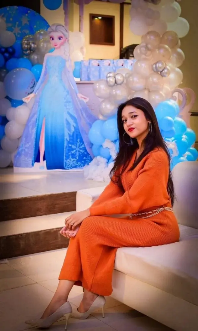 Featured image for Famous Insta Influencer Viral Nude Pussy Fingering & Full Face Fucking with Hindi Audio